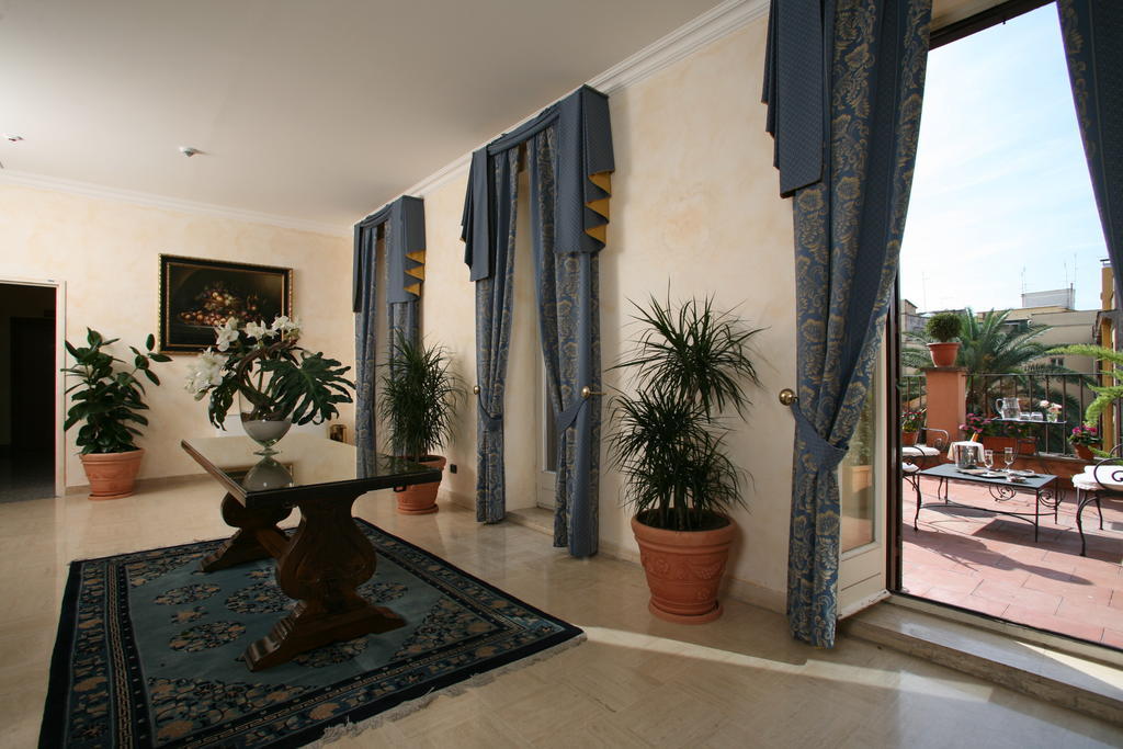 Domus Romana Hotel — Photos 1